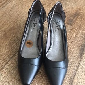 Shoes black color size size 8